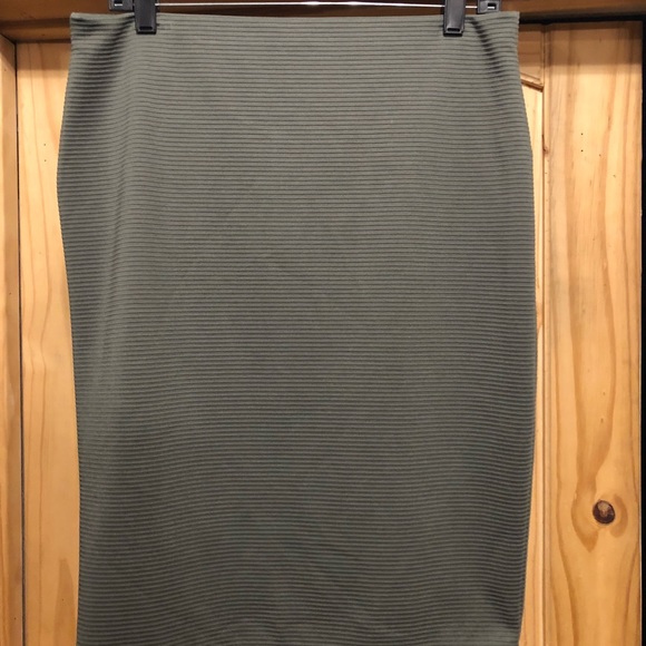 Military green ribbed skirt BUY 3 GET 1 FREE - Picture 2 of 4